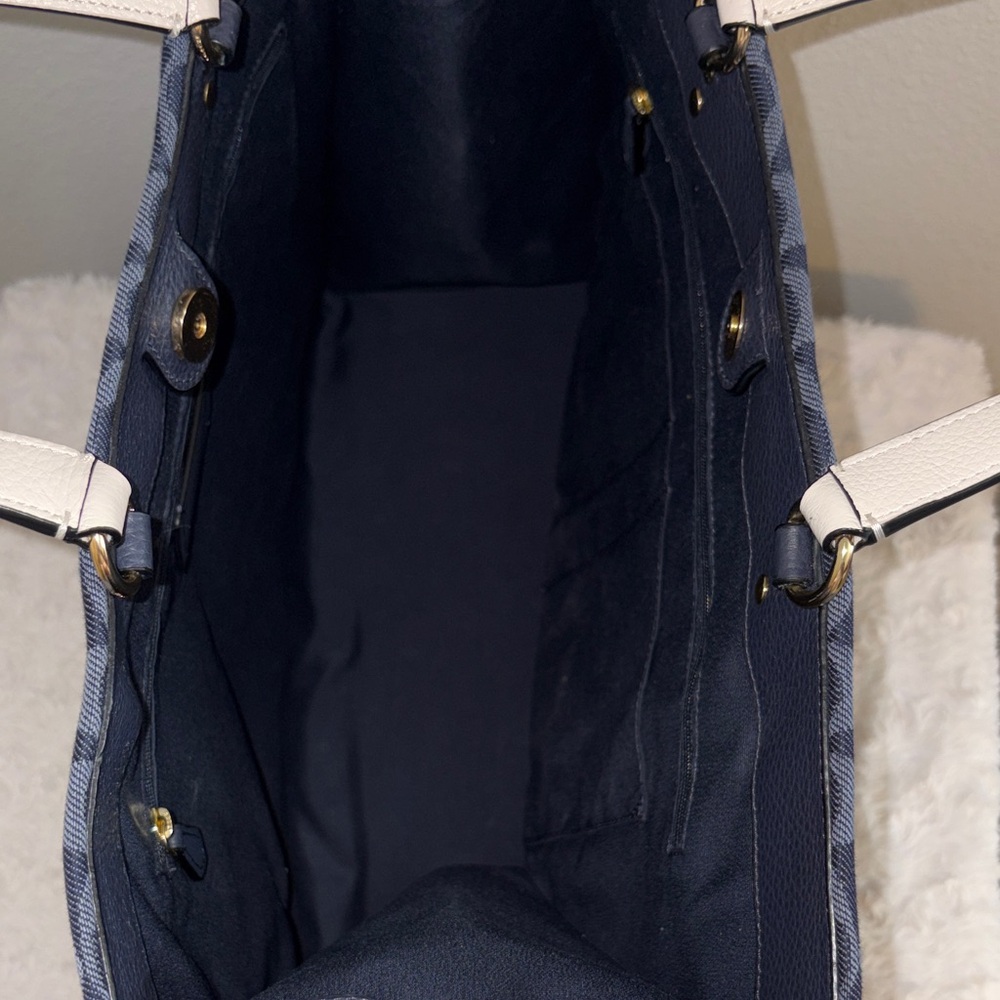 Coach Dark Blue and Cream Signature Tote - Picture 7 of 7